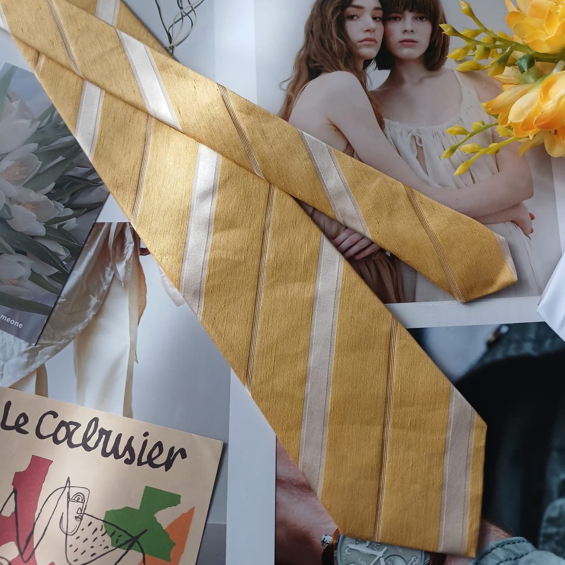 휴고보스 실크 옐로 스트라이프 넥타이 9.2cm A등급 A18806
 상품이미지3