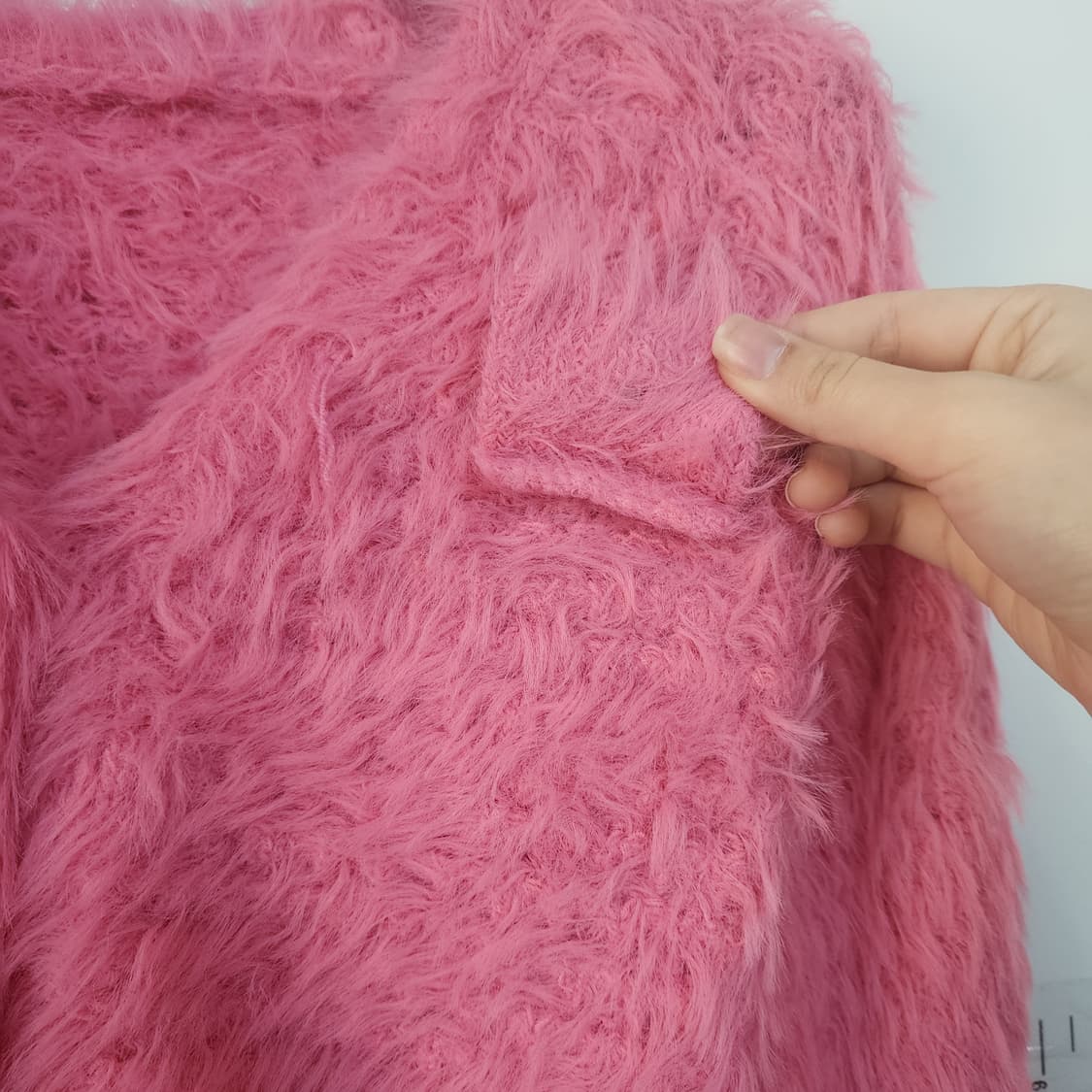 앙고라 퍼 핑크 크롭 가디건 상품이미지3