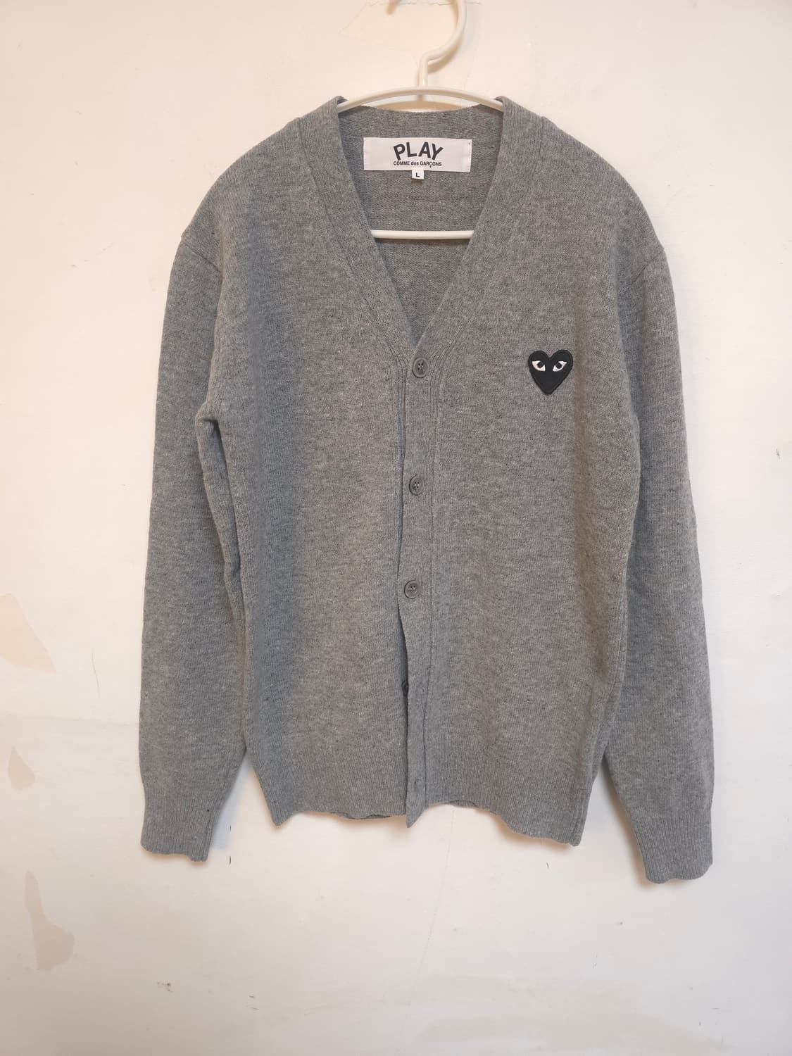꼼데가르송 PLAY 블랙와펜 그레이 가디건 L (새상품) 상품이미지1