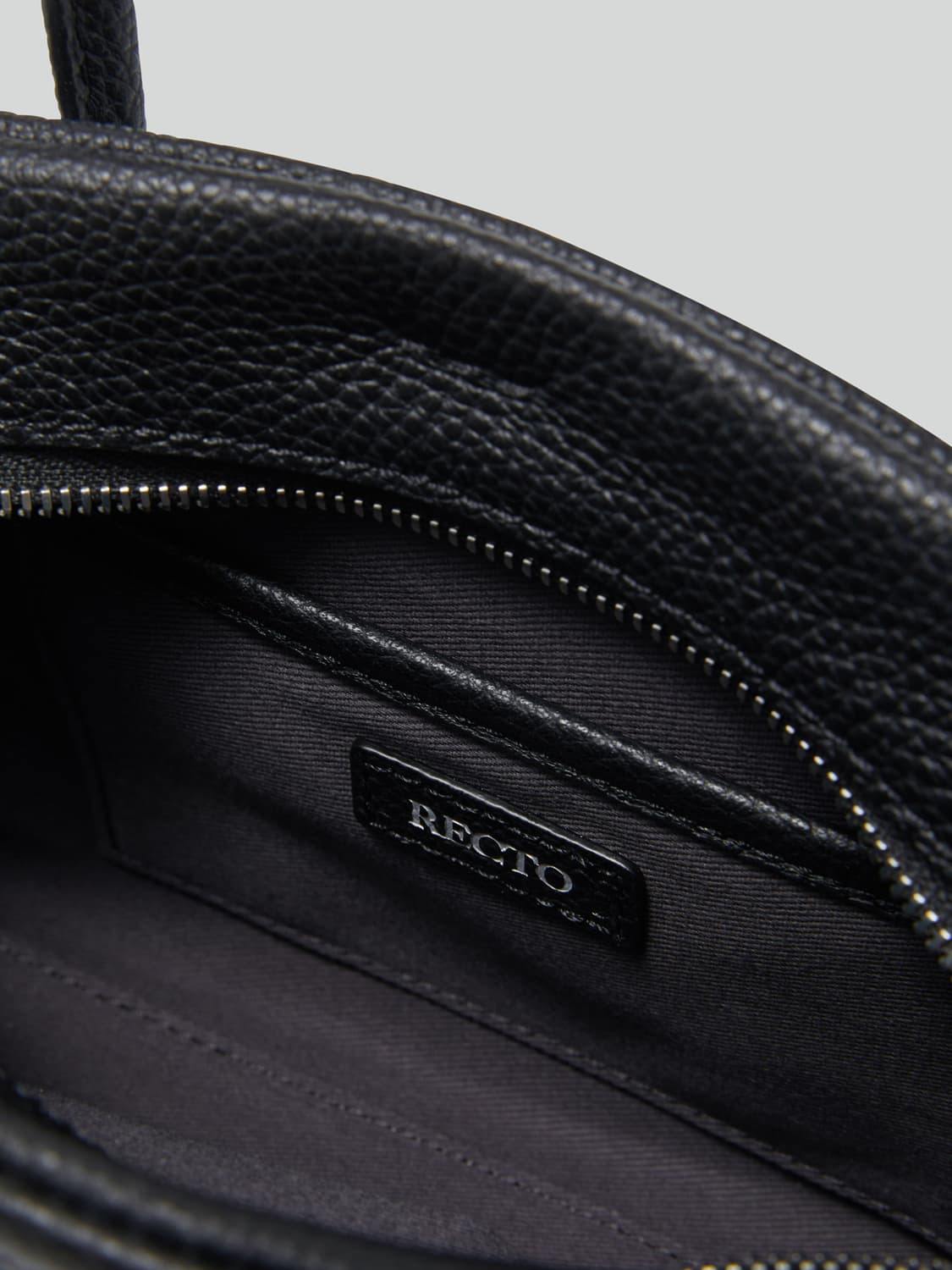 렉토 싱글러 토트백 미니 블랙 상품이미지5