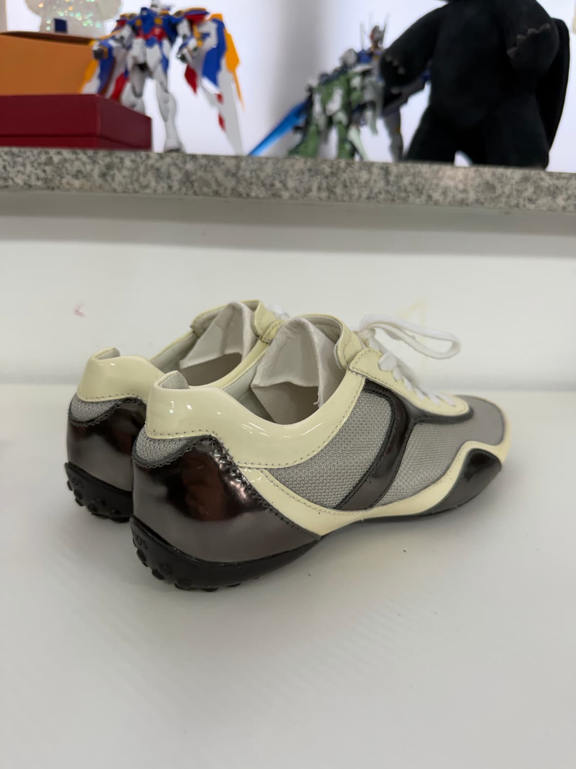 새제품) TODS 토즈 정품 여성 스니커즈 35.5 상품이미지5