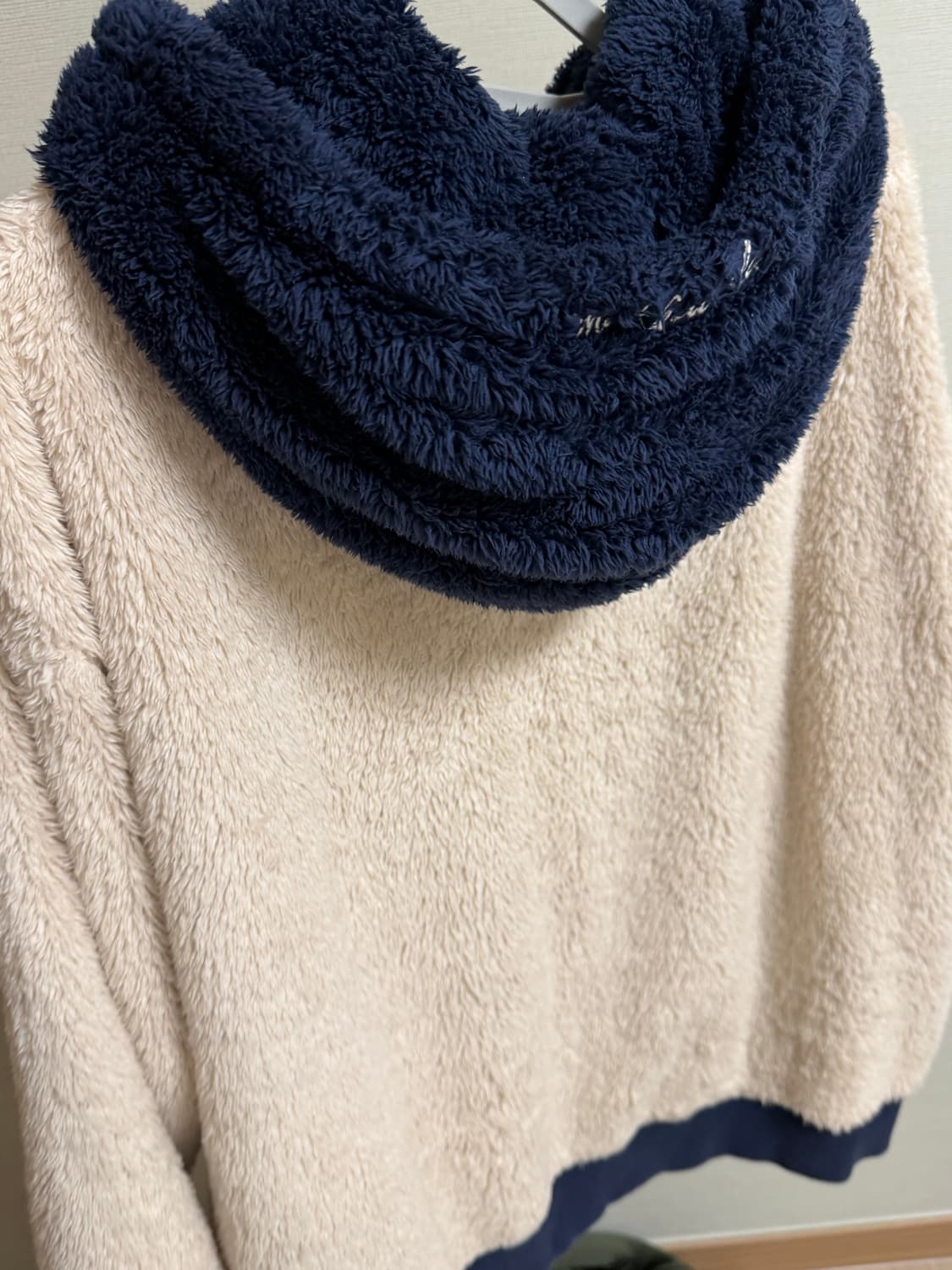 마크곤잘레스 집업 상품이미지2