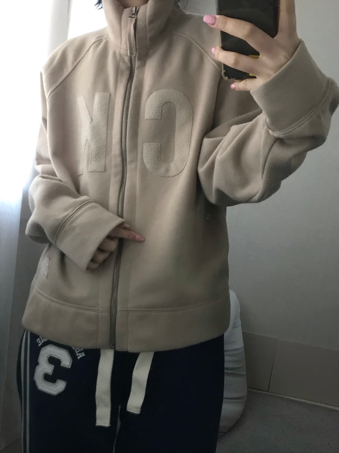 켈빈클라인 빅로고 면집업 상품이미지3