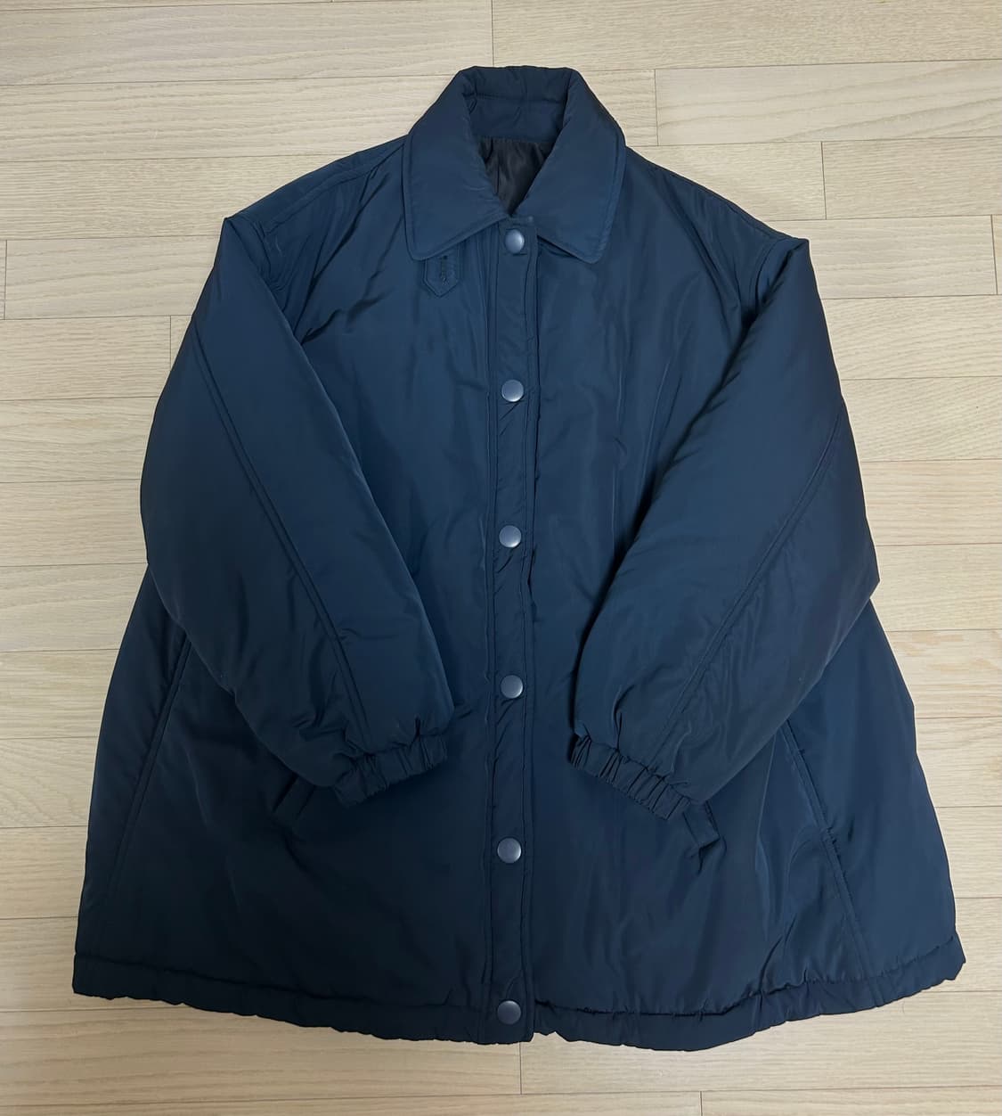 코스모스 칼라 셔링 패딩 네이비 상품이미지2