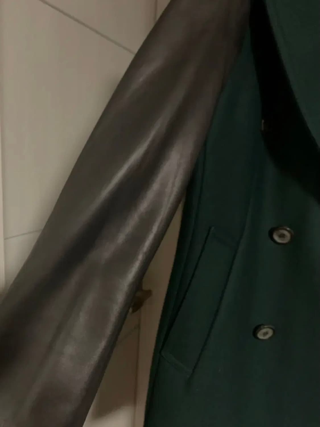 (미사용품) 솔리드옴므 팔가죽 더블코트 상품이미지4