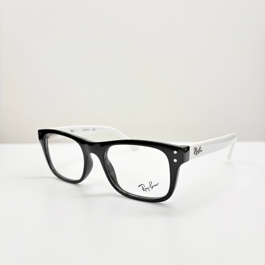 RAYBAN 레이밴 블랙화이트 스퀘어 뿔테 상품이미지1