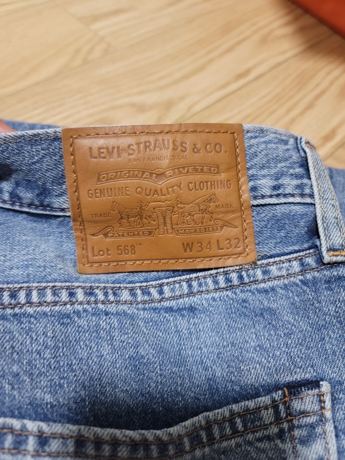 리바이스 프리미엄 568 라이트웨이트 루즈스트레이트 34사이즈 상품이미지3