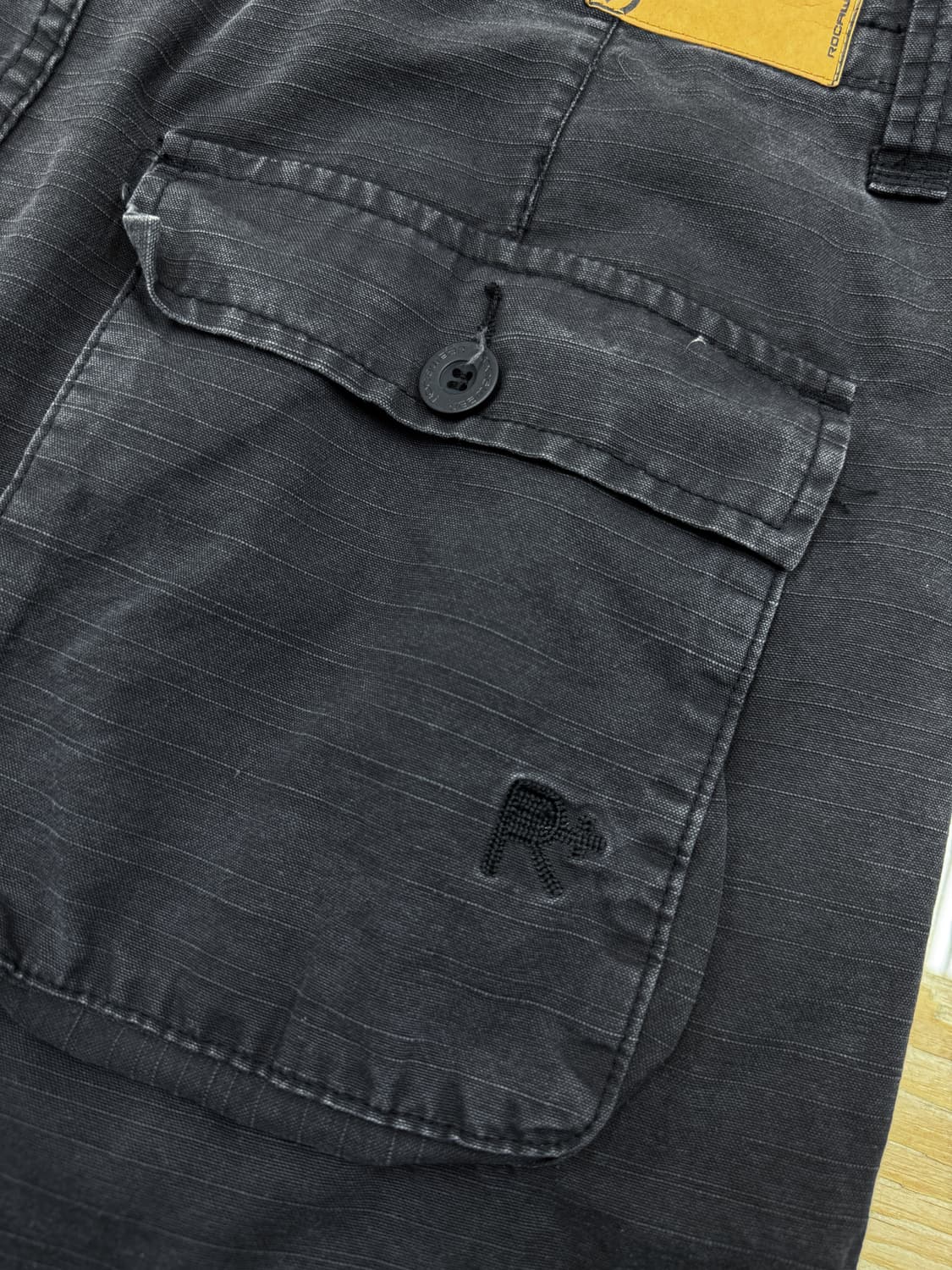 로카웨어 블랙 카프리 카고 쇼츠 상품이미지5