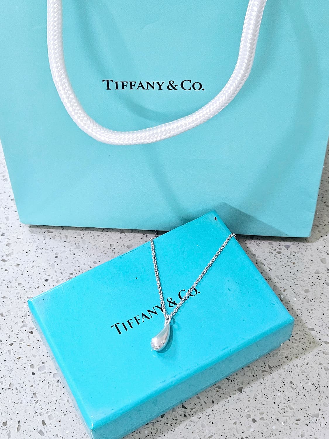 티파니앤코 엘사 퍼레티 빈티지 티어드롭 목걸이[정품] 상품이미지4