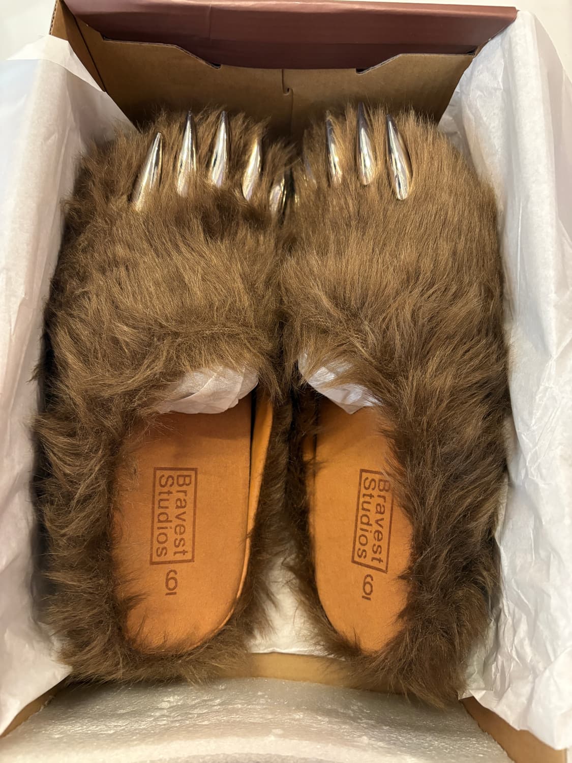 브레이브스트 스튜디오 베어 클로 뮬 브라운 상품이미지2