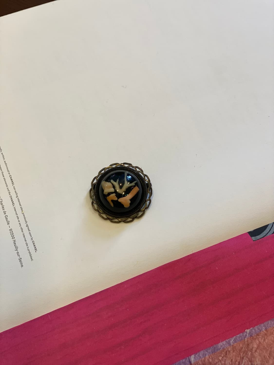 산호 장식 빈티지 돔 브로치 겸 팬던트 상품이미지3