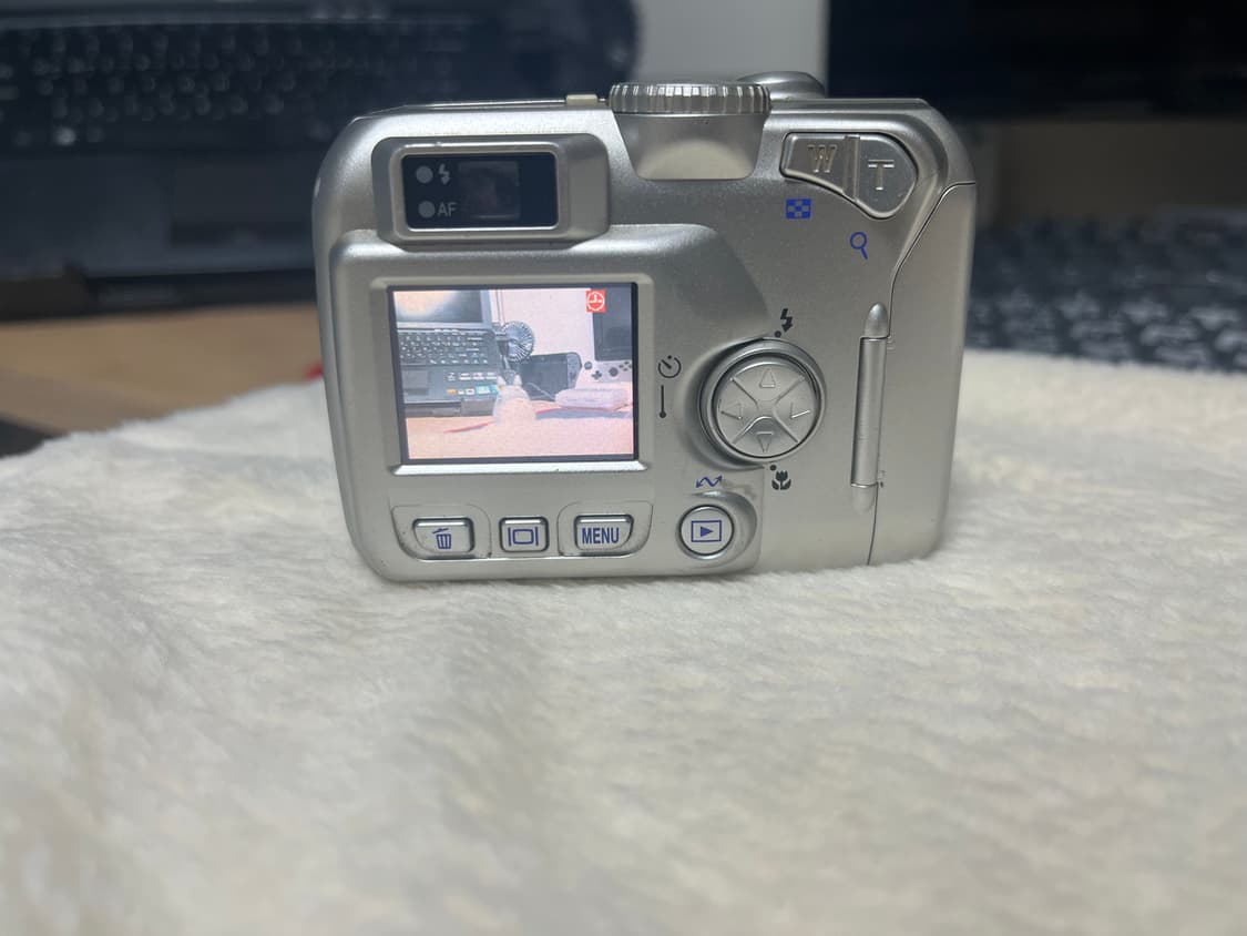 📸니콘 쿨픽스 2100 ✨ 빈티지 감성 한가득한 디지털카메라📸  상품이미지8