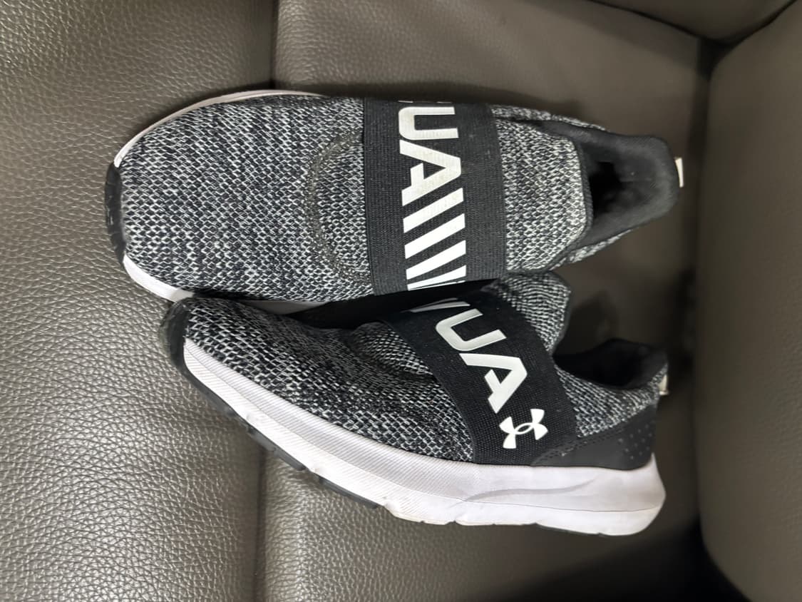 언더아머 남성 슬립온 러닝화 265mm 상품이미지1