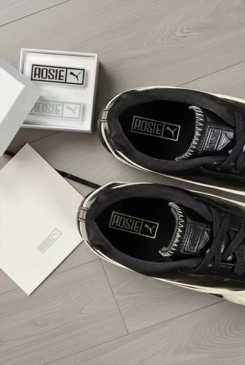 푸마 x 로제 스피드캣 PRM 블랙 웜 화이트 240MM 상품이미지3