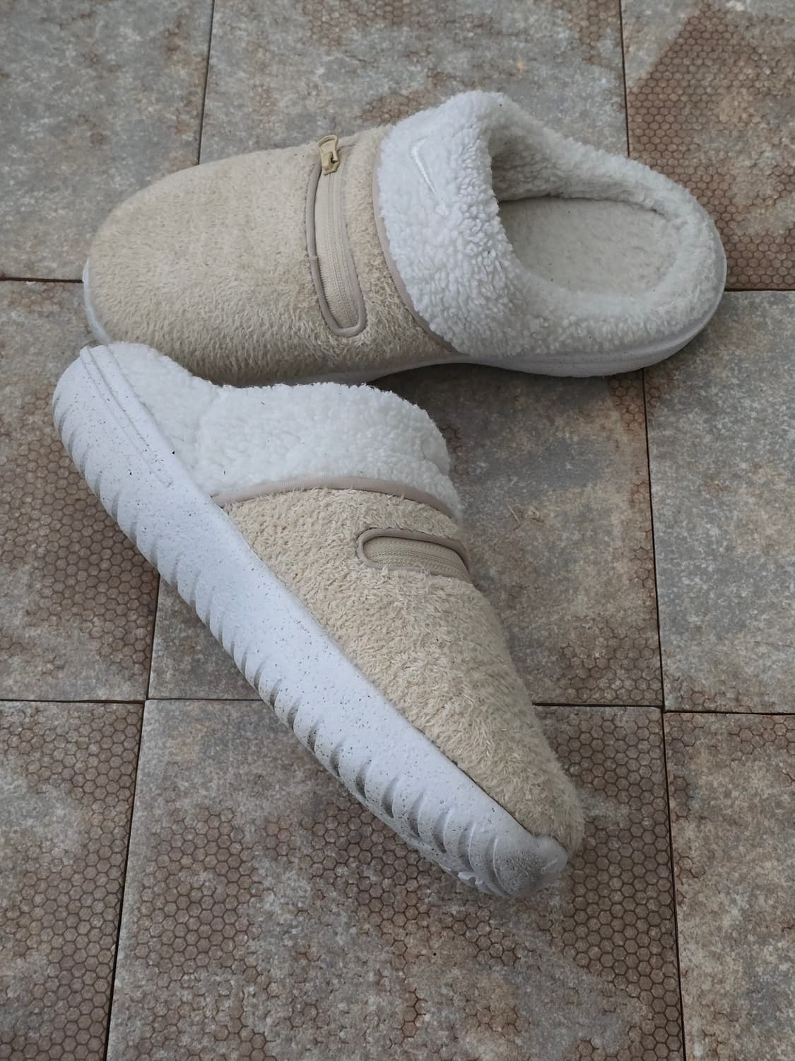 (240)나이키 버로우 se 샌드 드리프트 방한 슬리퍼 상품이미지4