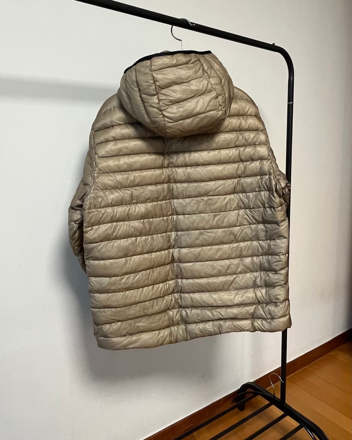 (새상품)무신사 스탠다드 시티 레저 시어 립스탑 후디드 라이트 다운 재킷 상품이미지3