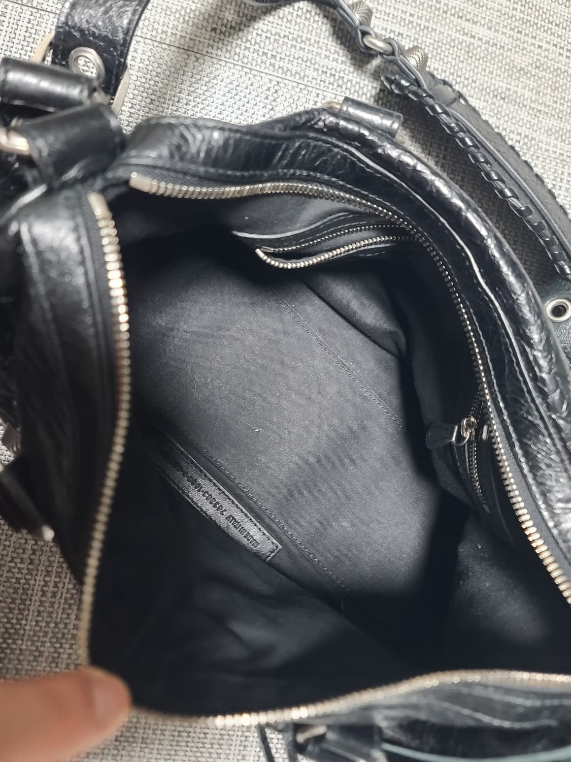 발렌시아가 르카골 더플백 미디움 블랙 토트백 크로스백 숄더백 상품이미지5