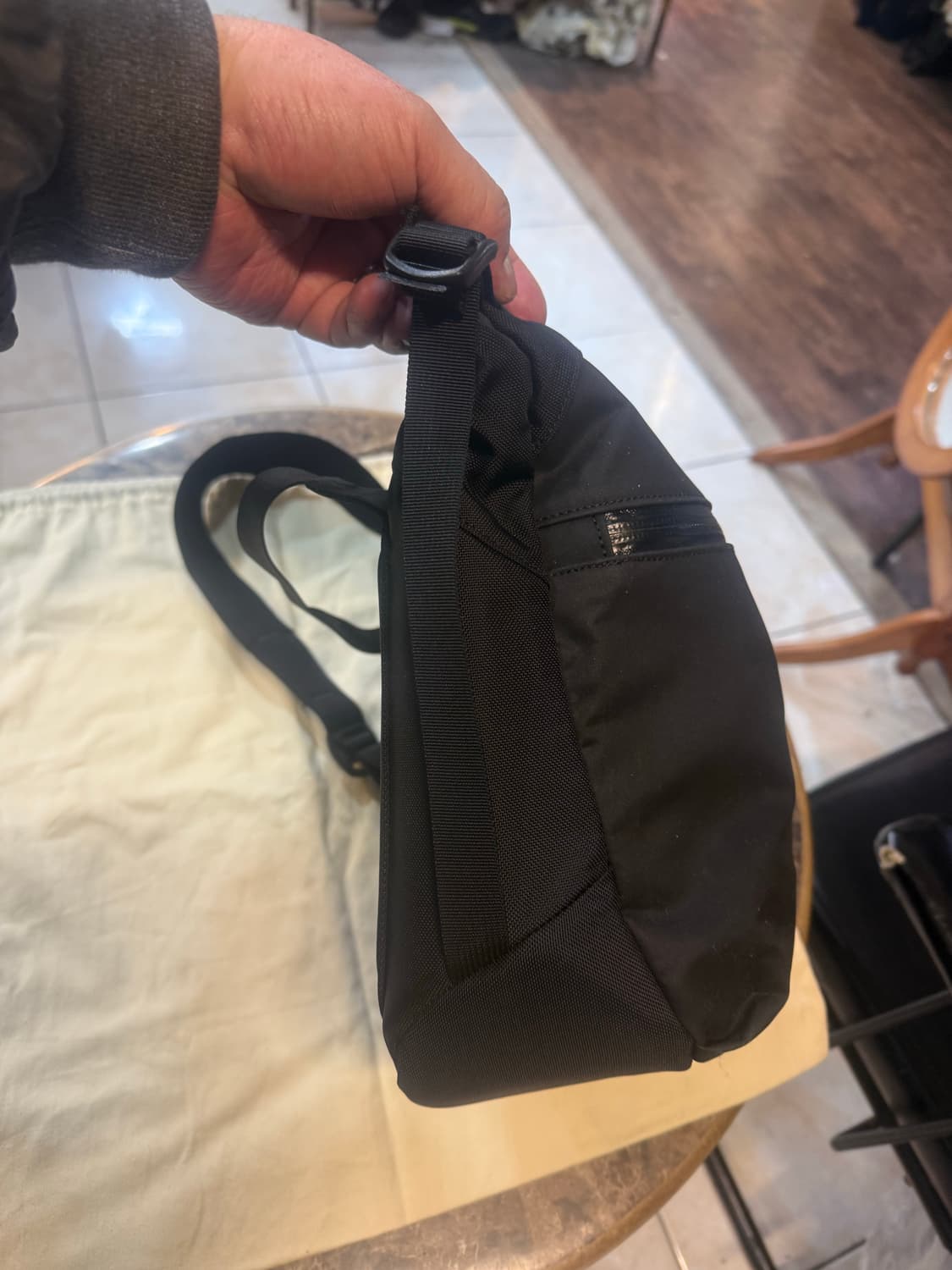 정품 아크테릭스 아로8 팝니다 상품이미지5