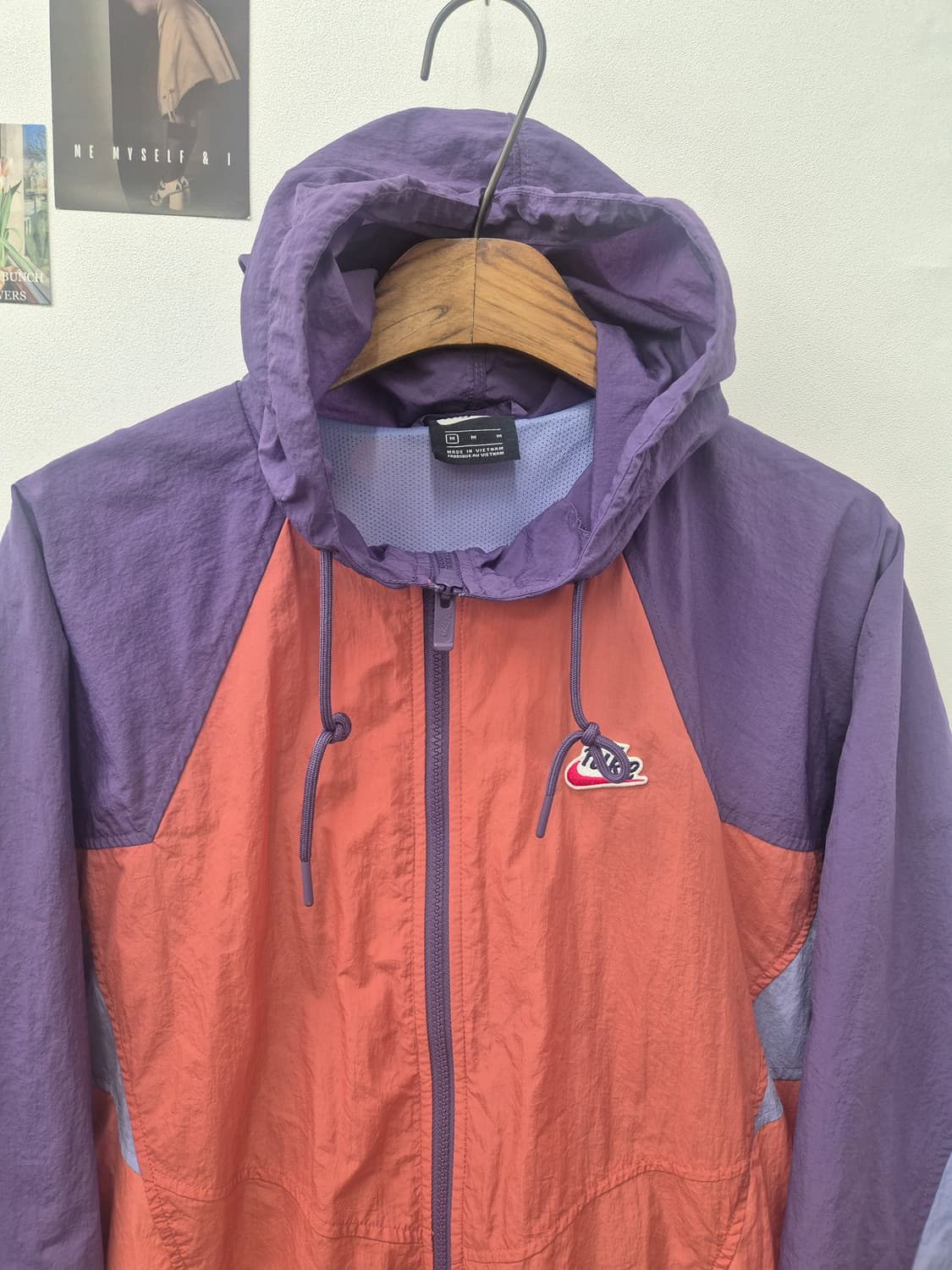 나이키의 컬러블록 디자인 바람막이  m 
 상품이미지2