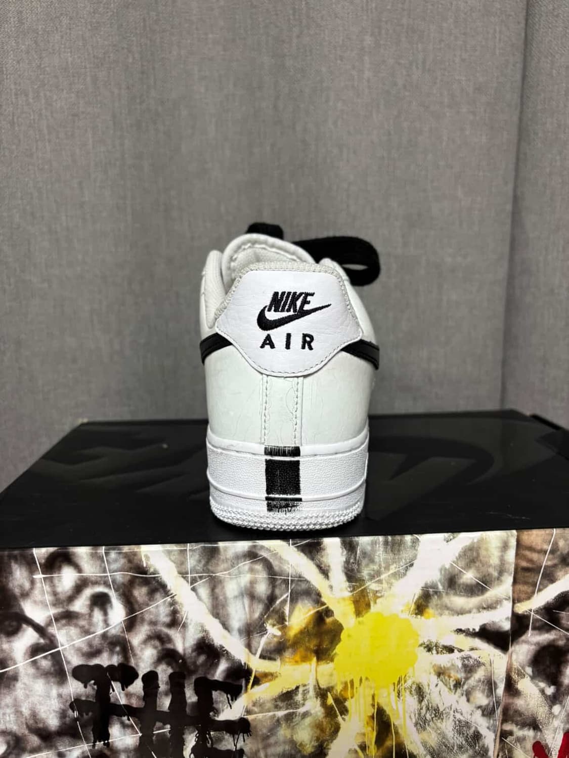 나이키 피스마이너스원 2.0 에어포스 판매합니다 상품이미지5