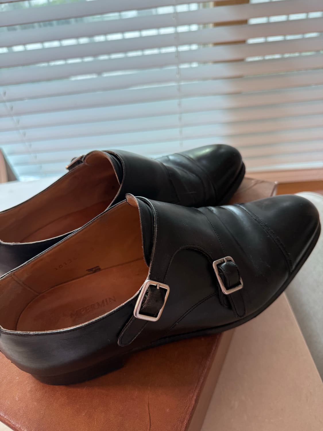 잘란스리와야 브라운 브로그 스트레이트팁 9 (275) 상품이미지5