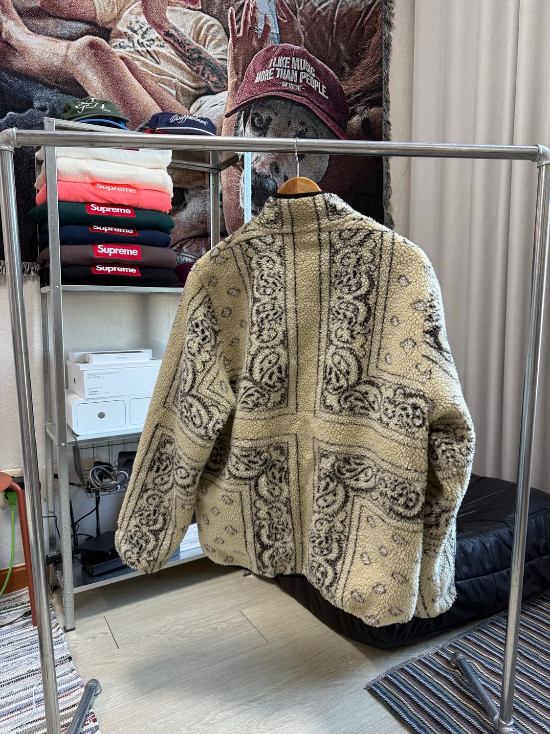 슈프림 반다나 리버시블 후리스 상품이미지3