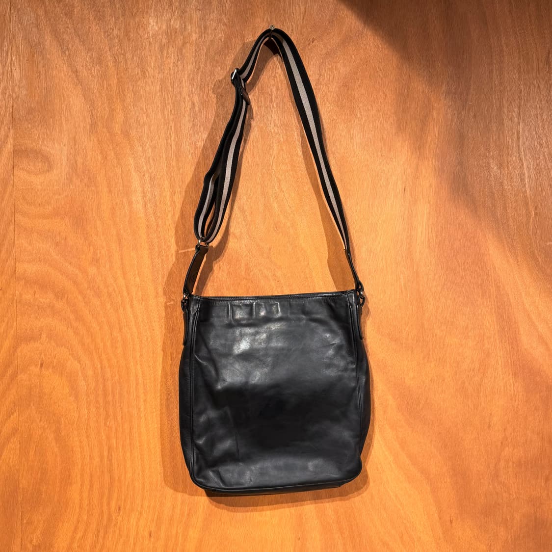 BALLY 발리 카우레더 크로스백 상품이미지5