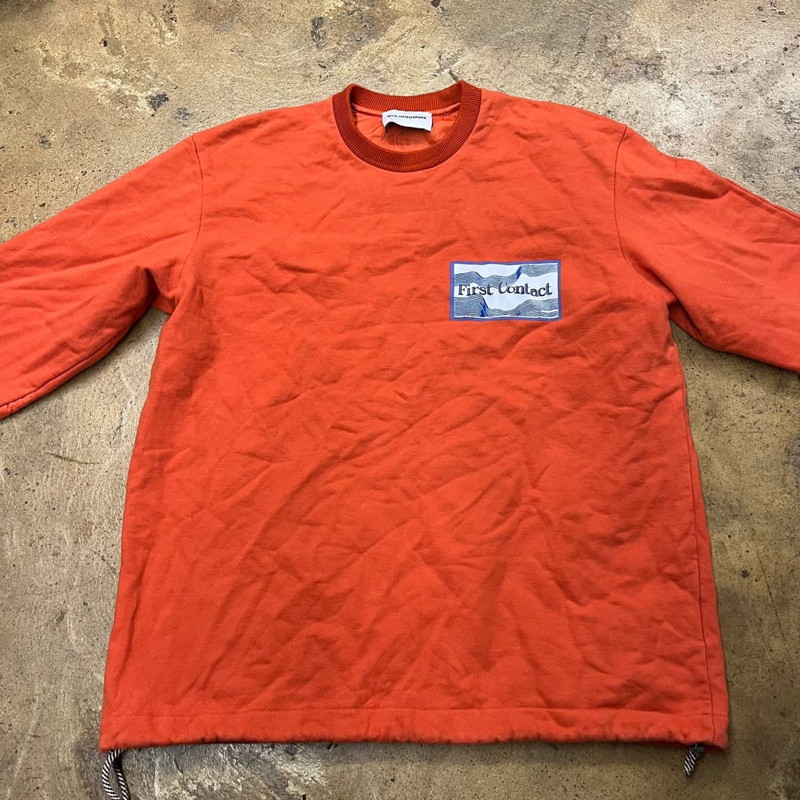 [정품] 솔리드옴므 First Contact 패치 맨투맨 오렌지 b8 상품이미지3