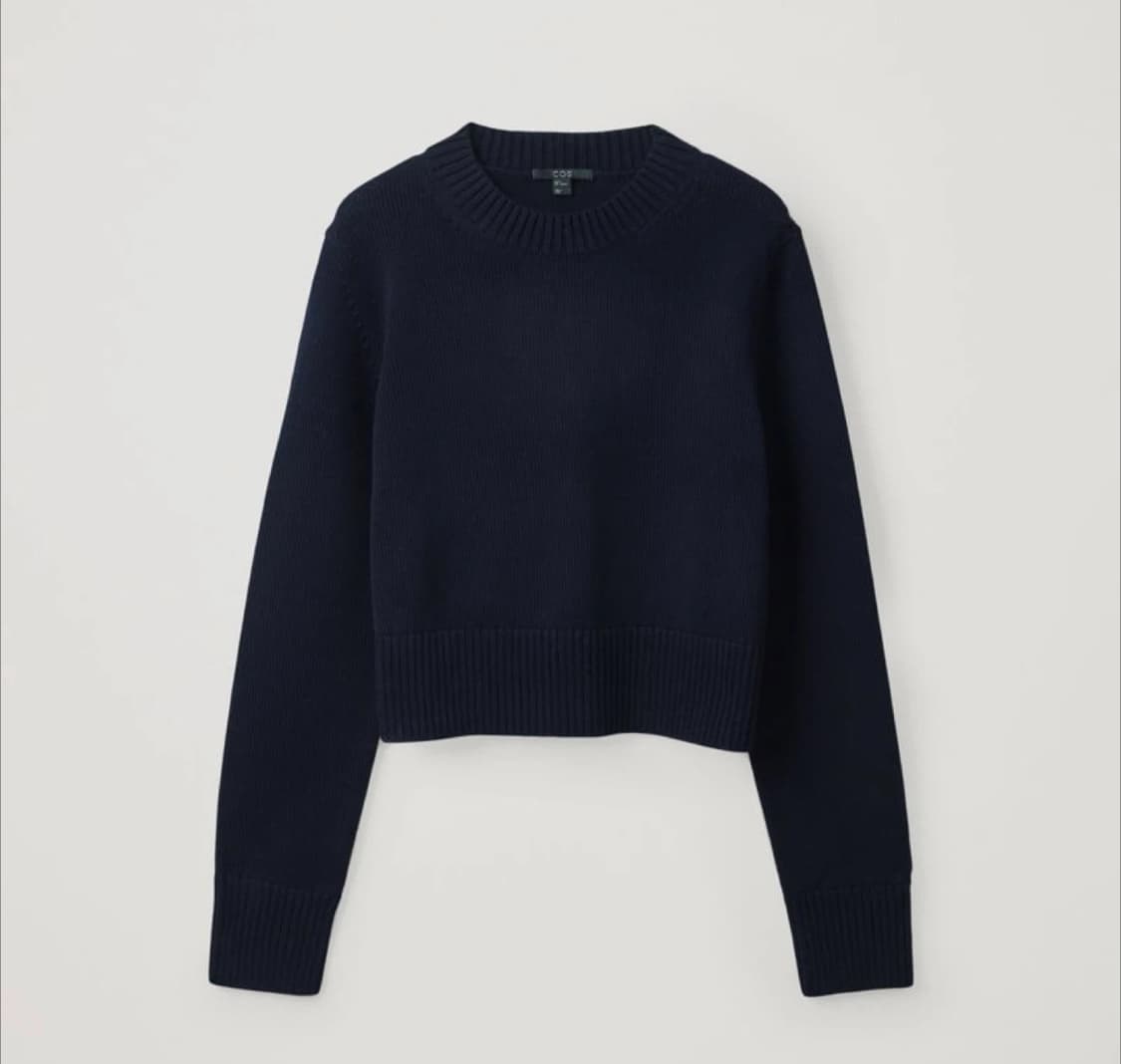 [COS]네이비 크롭 니트 상품이미지2