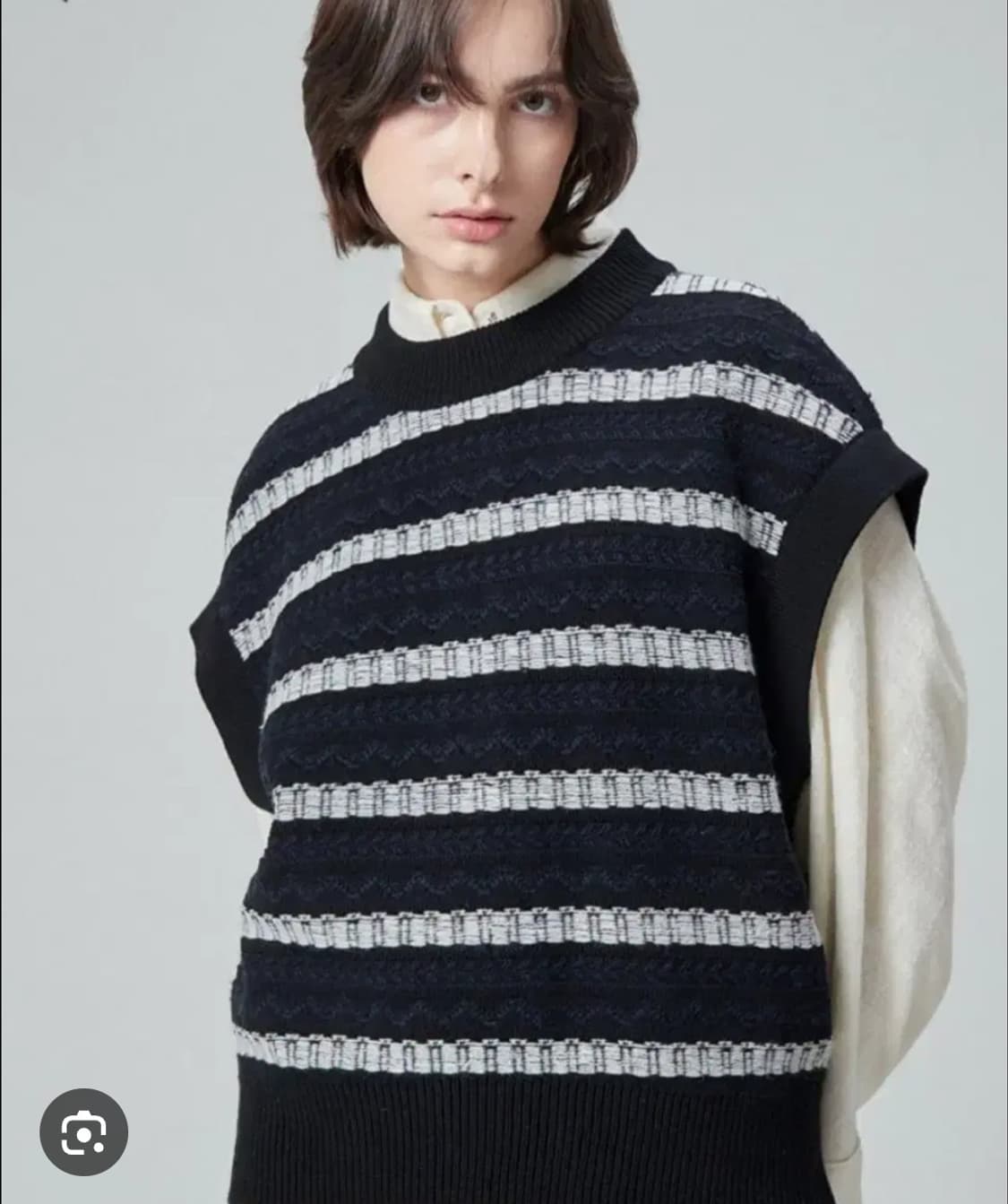 한섬 시스템 2022 스트라이프 니트 베스트  F사이즈 상품이미지1