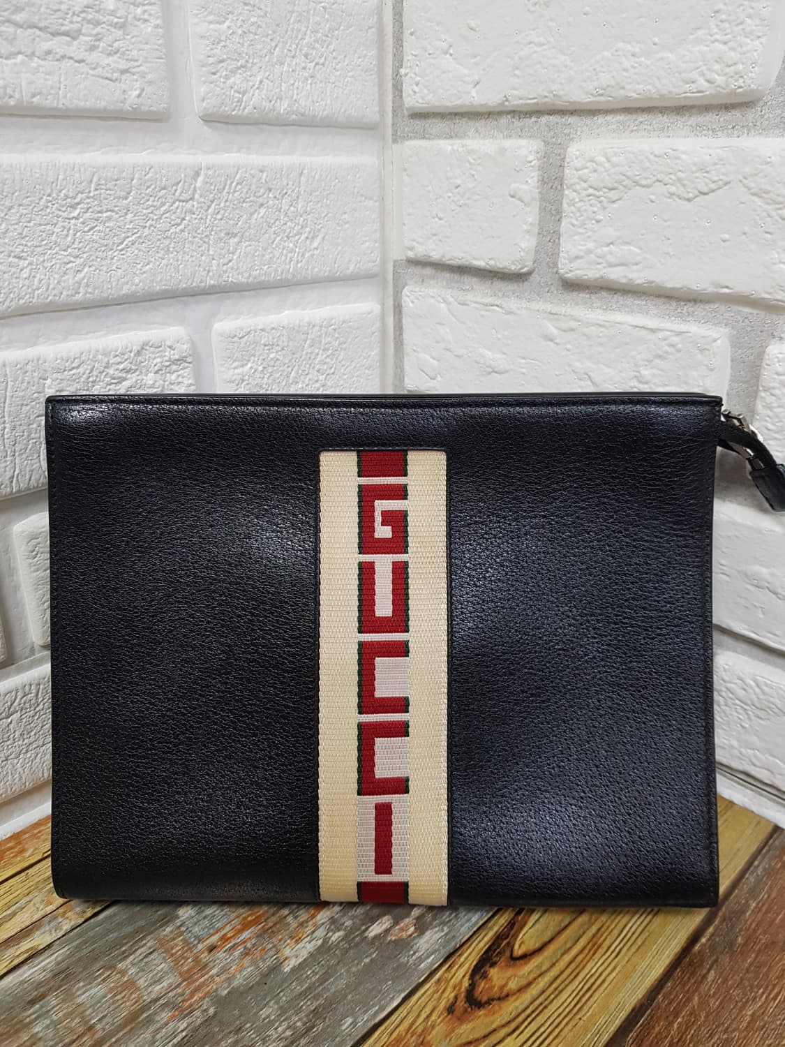 [정품] 구찌 로고밴드 레더클러치 블랙 상품이미지2