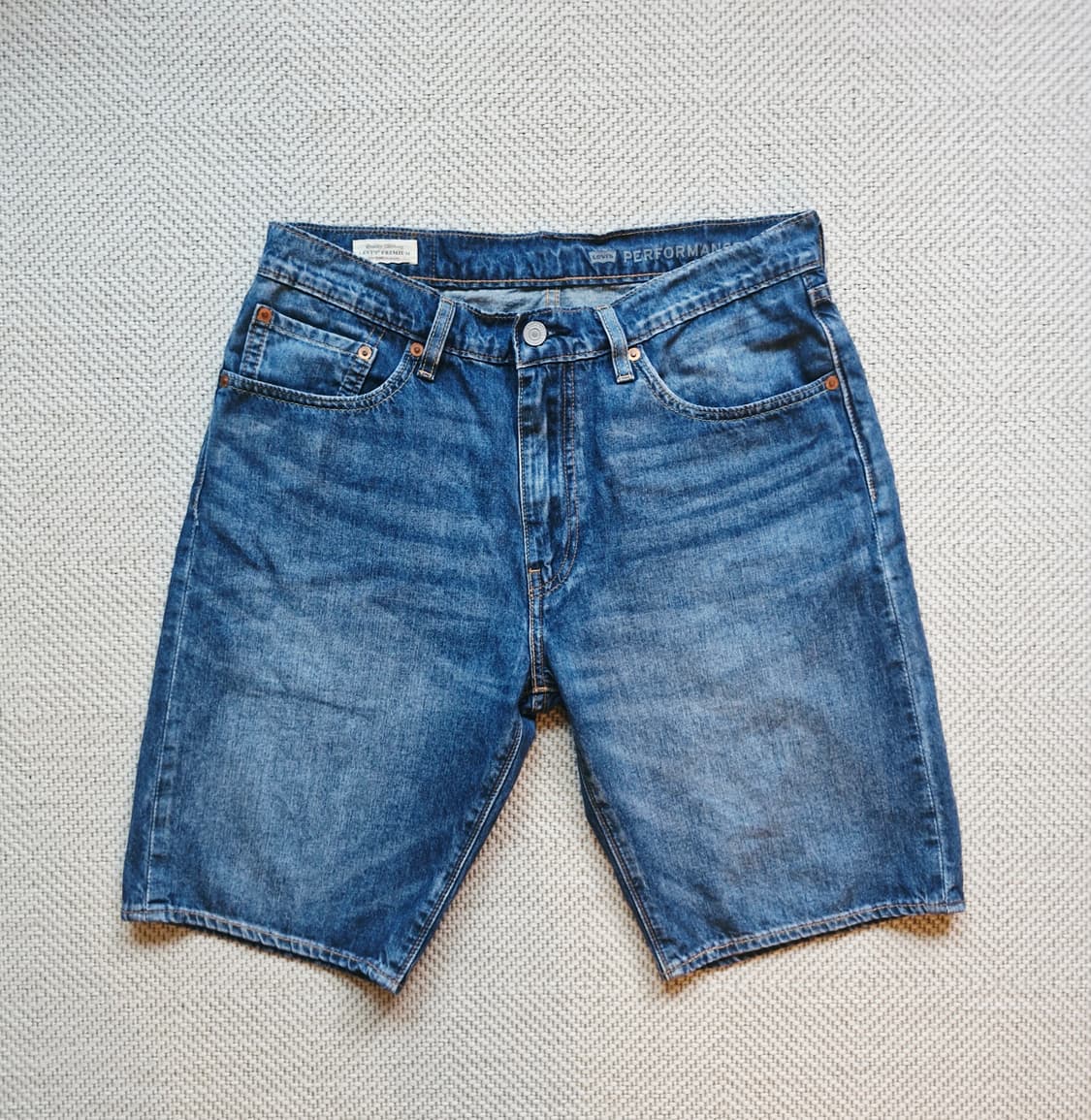 리바이스 프리미엄 퍼포먼스 쇼츠 32 상품이미지1