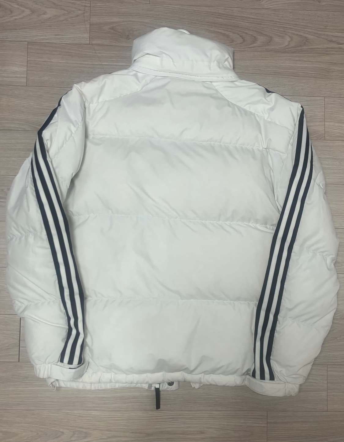 아디다스 패딩 화이트 상품이미지2