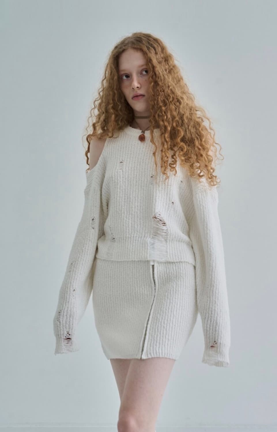 아우어솔티 Open Shoulder Cotton knit / Ivory 상품이미지2