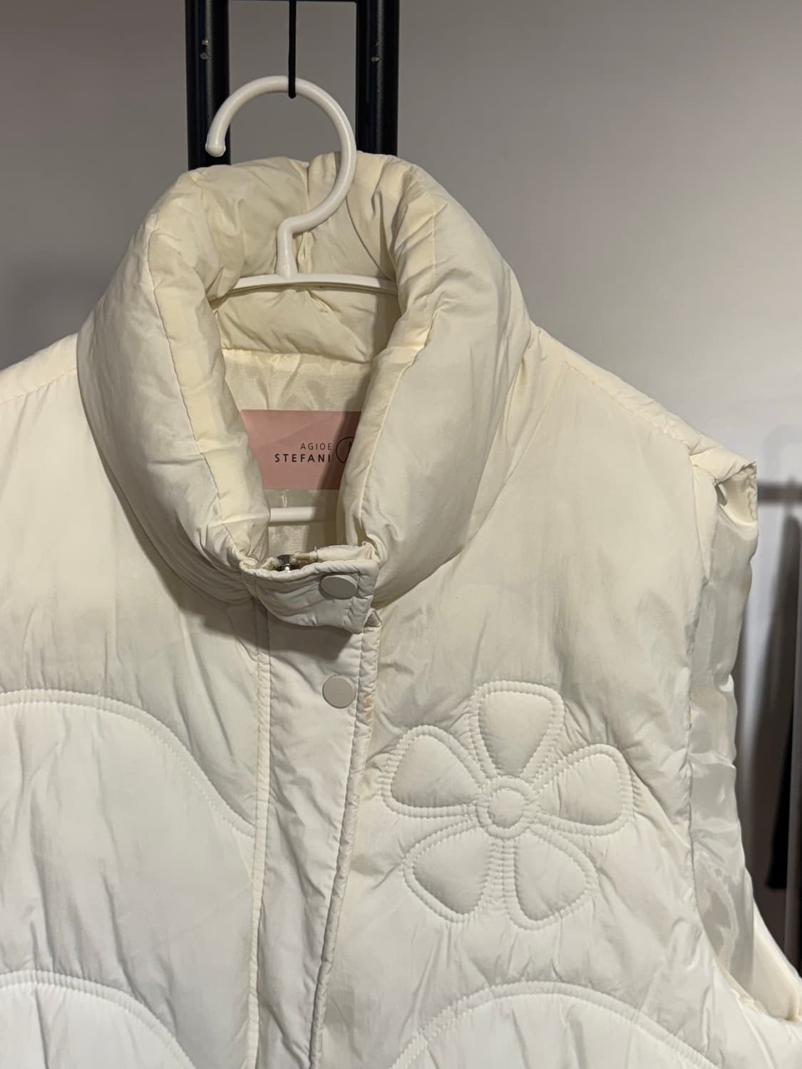 플라워 포인트 패딩 베스트 / 여성 55 추천 상품이미지3