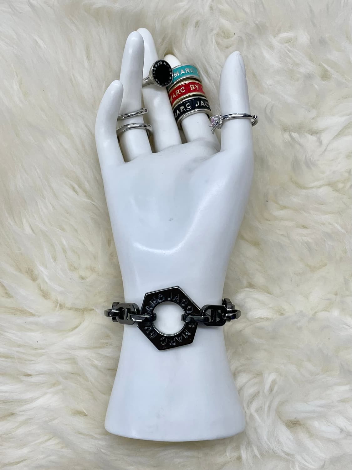 마크바이마크제이콥스 로고 헥시 체인 팔찌 상품이미지2