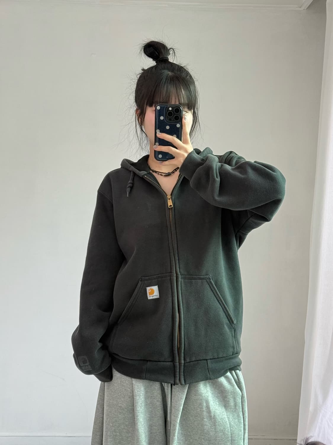 칼하트 블랙 후드집업 상품이미지2