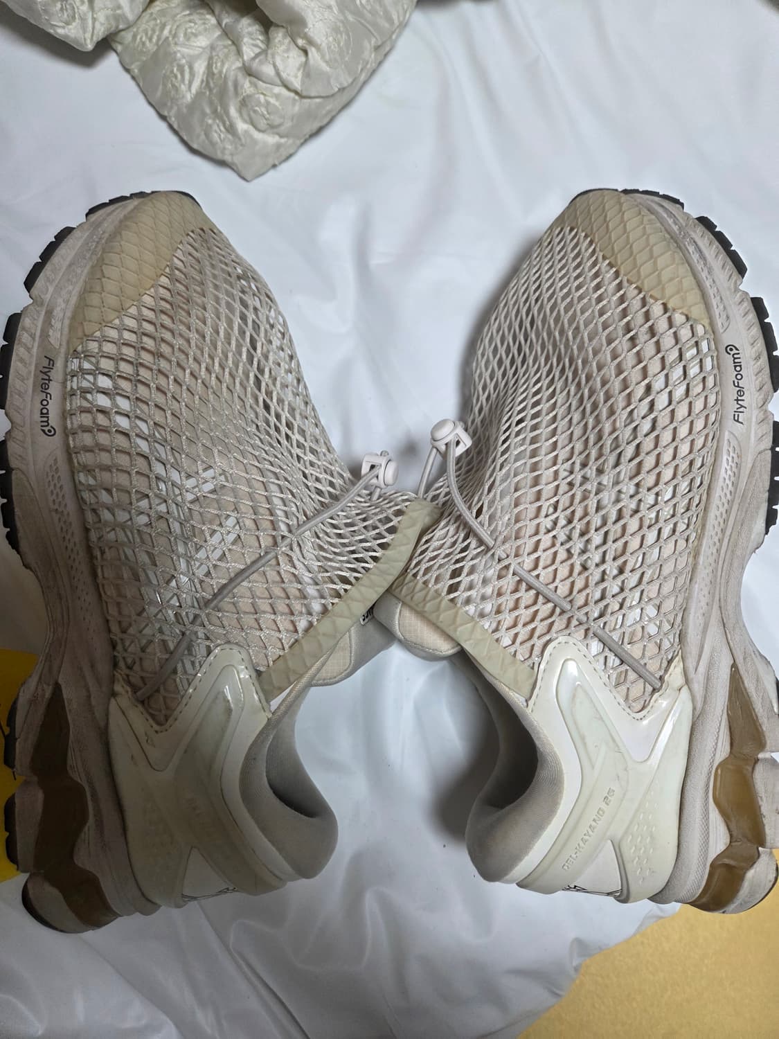 아식스 비비안웨스트우드 280사이즈 팝니다 상품이미지4