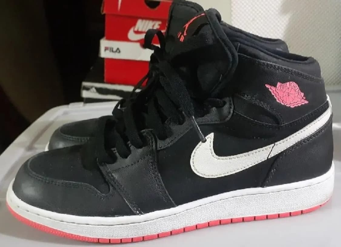 245 GS 조던1 레트로 하이  블랙 핫 라바 상품이미지1