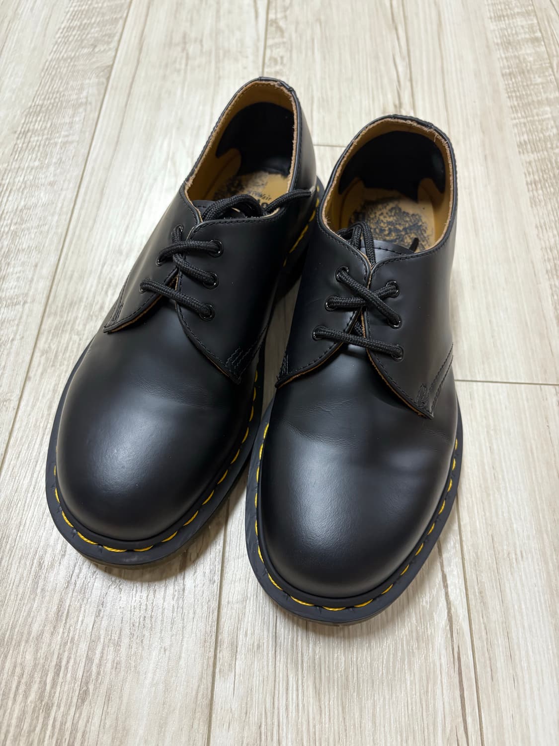 닥터마틴 1461 3홀 스무스 250 상품이미지1