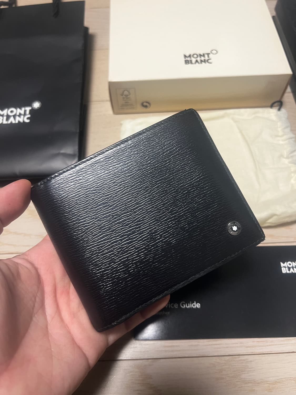 몽블랑 4810 웨스트사이드 머니클립 6cc 상품이미지3