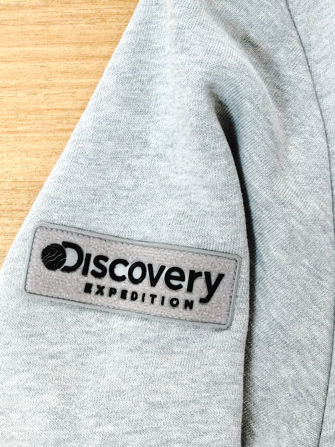 Discovery 디스커버리 그레이 스판 맨투맨 상품이미지5