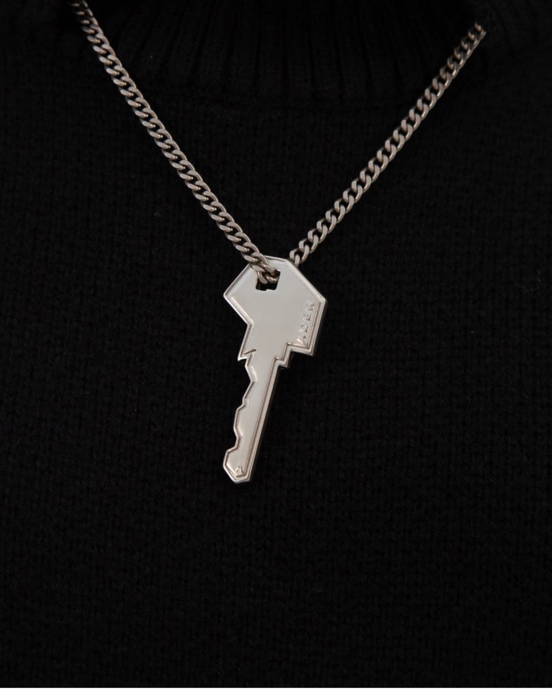 아더에러 목걸이  key necklace 상품이미지1