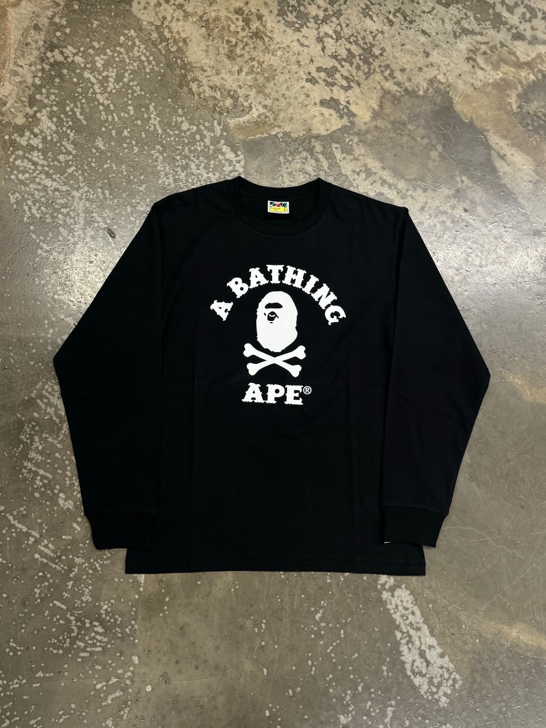 새상품 베이프 컬리지 롱슬리브 L / XL / 2XL  상품이미지1