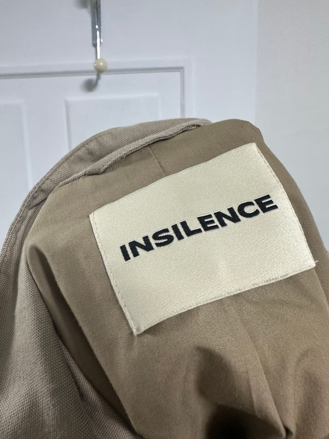 인사일런스 볼륨 엘보 헤링턴 자켓 상품이미지3