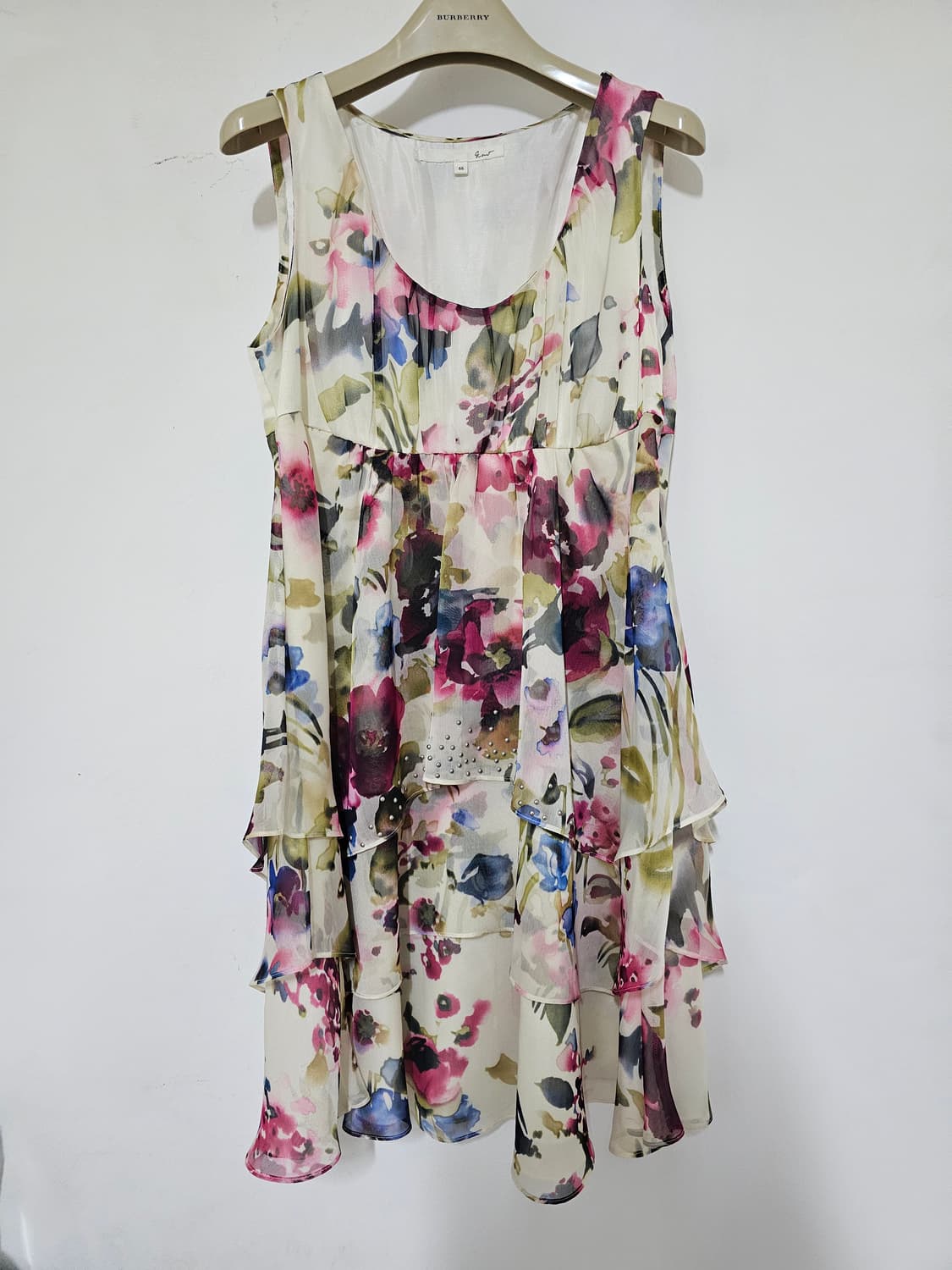 g-cut 신세계.정품  쉬폰소재 플라워패턴 캉캉 미니 55반미사용 상품이미지1