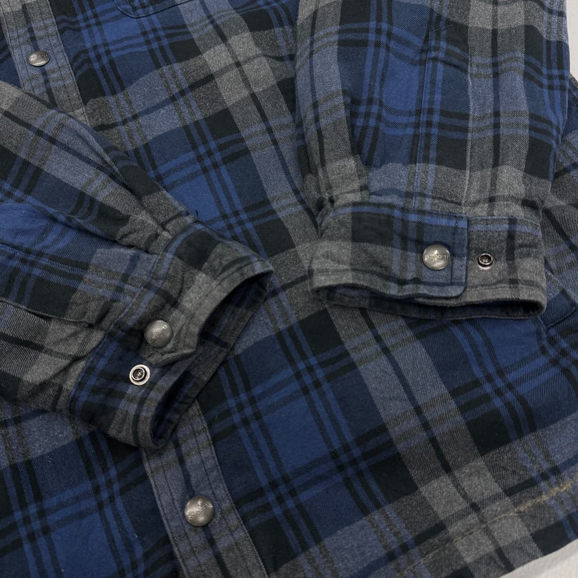 칼하트 플란넬 체크셔츠형 자켓 상품이미지4