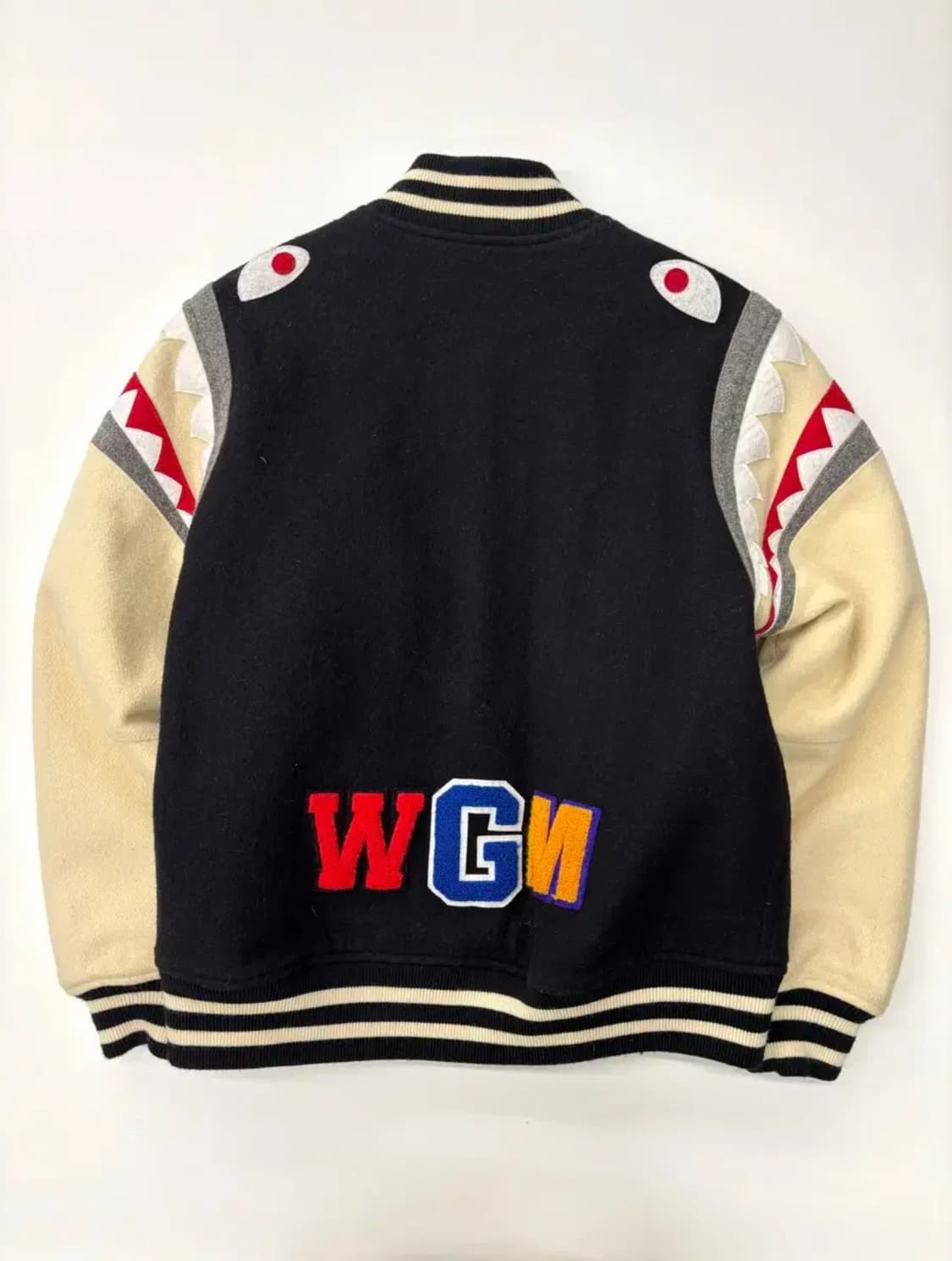 베이프 샤크 바시티 자켓 L-XL 상품이미지2