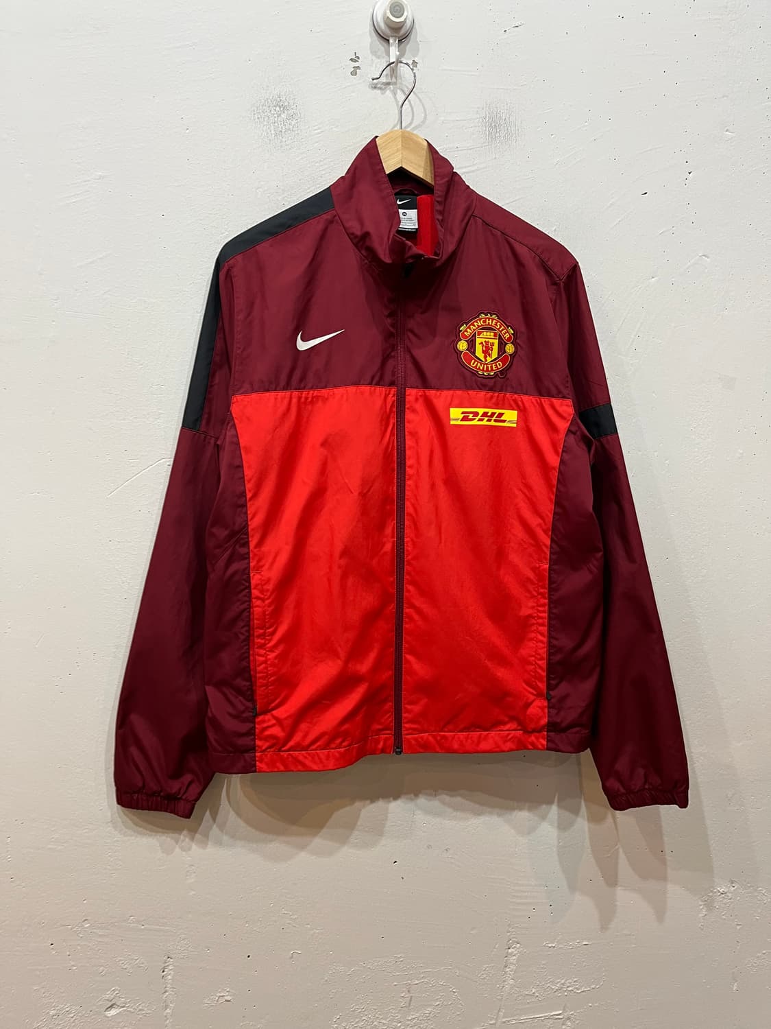 나이키 맨체스터 유나이티드 DHL 바람막이 자켓 XL 상품이미지1