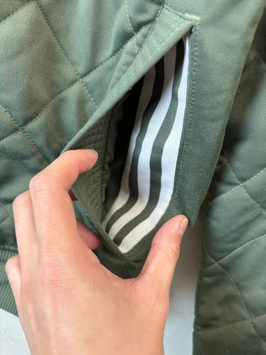 아디다스 카키 퀼팅 트랙탑 져지 상품이미지6